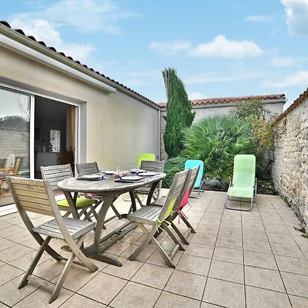 Holiday home 2 Bedroom Gorgeous In Saint-pierre-doleron *