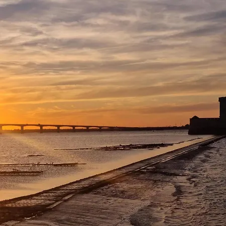 Awesome In Nyaraló Saint-Pierre-d'Oléron